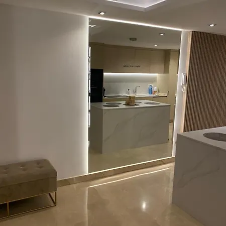 Apartment El Oasis De With Sea View